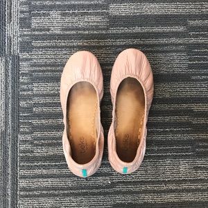 Blush patent Tieks size 7
